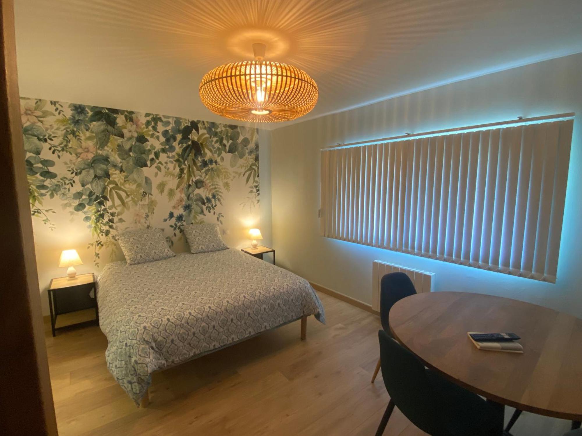 Failly Chez Isabelle Bed & Breakfast エクステリア 写真